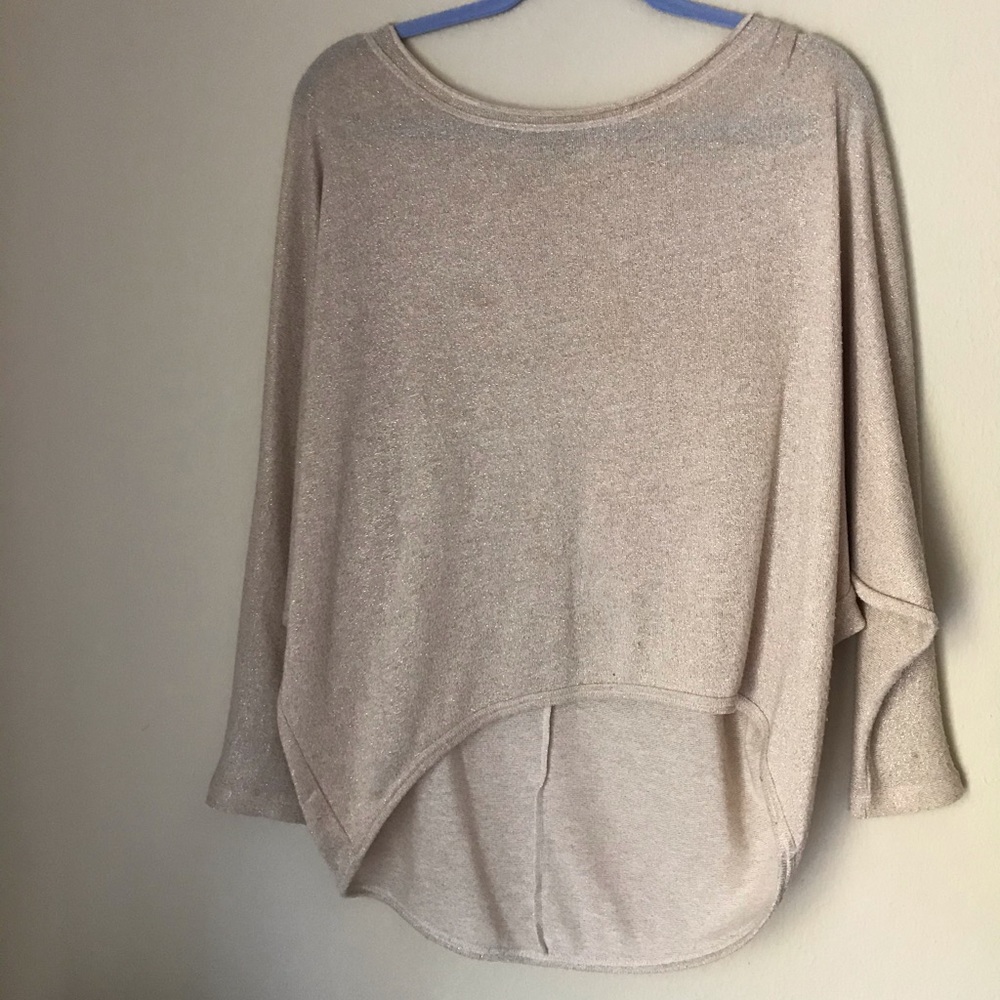 🥂BEAUTIFUL HI-LO SPARKLE SWEATER🥂